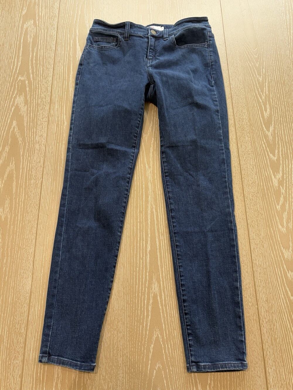VINEYARD VINES Skinny Jeans, size 2 Dark Denim